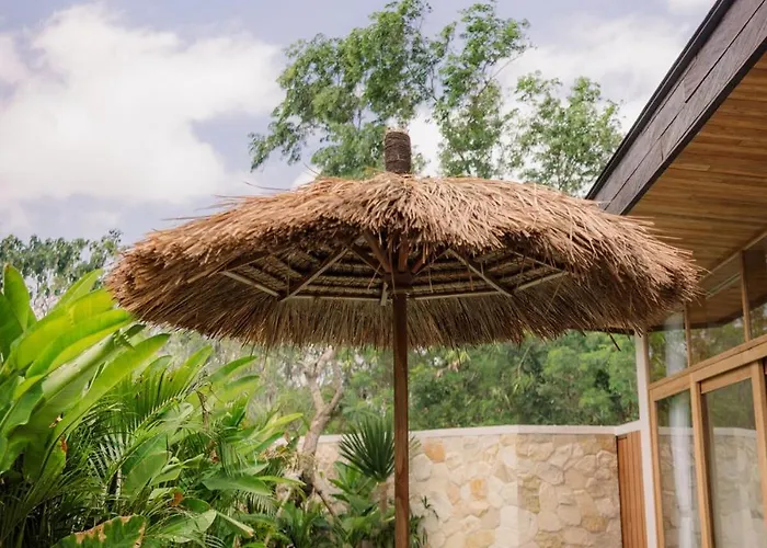 Tula 6 Brand New Stunning 1 Bd Private Pool In Ulu!