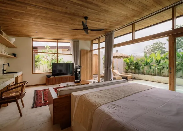 Tula 6 Brand New Stunning 1 Bd Private Pool In Ulu!